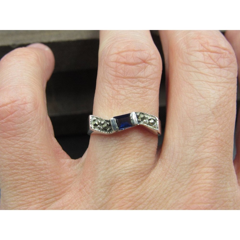 Size 7.25 Sterling Silver Blue Cubic Zirconia And Marcasite Band Ring